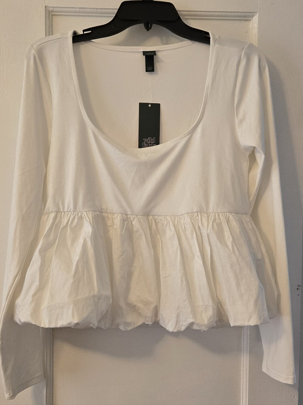 NWT Target White Scoop Neck Long Sleeve Bubble Top Size L